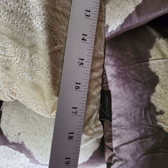 2 piece Aviva Stanoff double Seafan Smolder glaze velvet Pillows 18”x18” - Picture 5 of 11